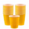 vasos desechables amarillos