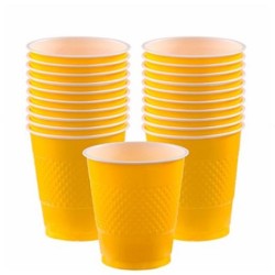 vasos desechables amarillos